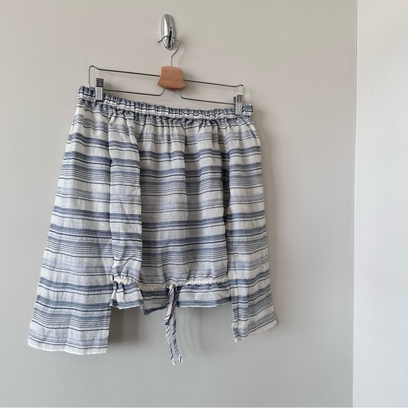 THEORY-STRIPE Silk Blend Off Shoulder Bell Sleeve Blouse (Size:Small) - Picture 4 of 13